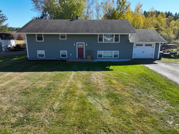 $282,000 | 6455 Vermont Rte 100, Troy, VT 05868