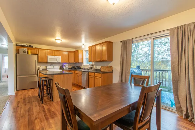 $289,900 | 6455 Vermont Rte 100, Troy, VT 05868