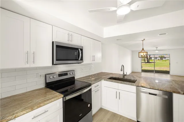 $239,900 | 16320 Kelly Cove Drive, Unit 270, Fort Myers, FL 33908