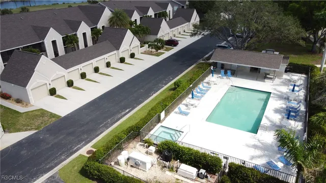 $239,900 | 16320 Kelly Cove Drive, Unit 270, Fort Myers, FL 33908