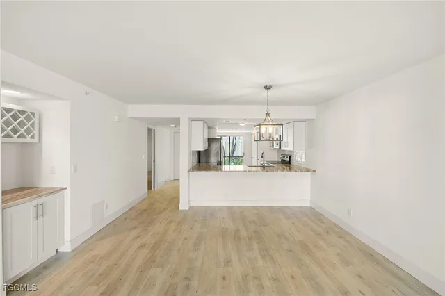 $239,900 | 16320 Kelly Cove Drive, Unit 270, Fort Myers, FL 33908