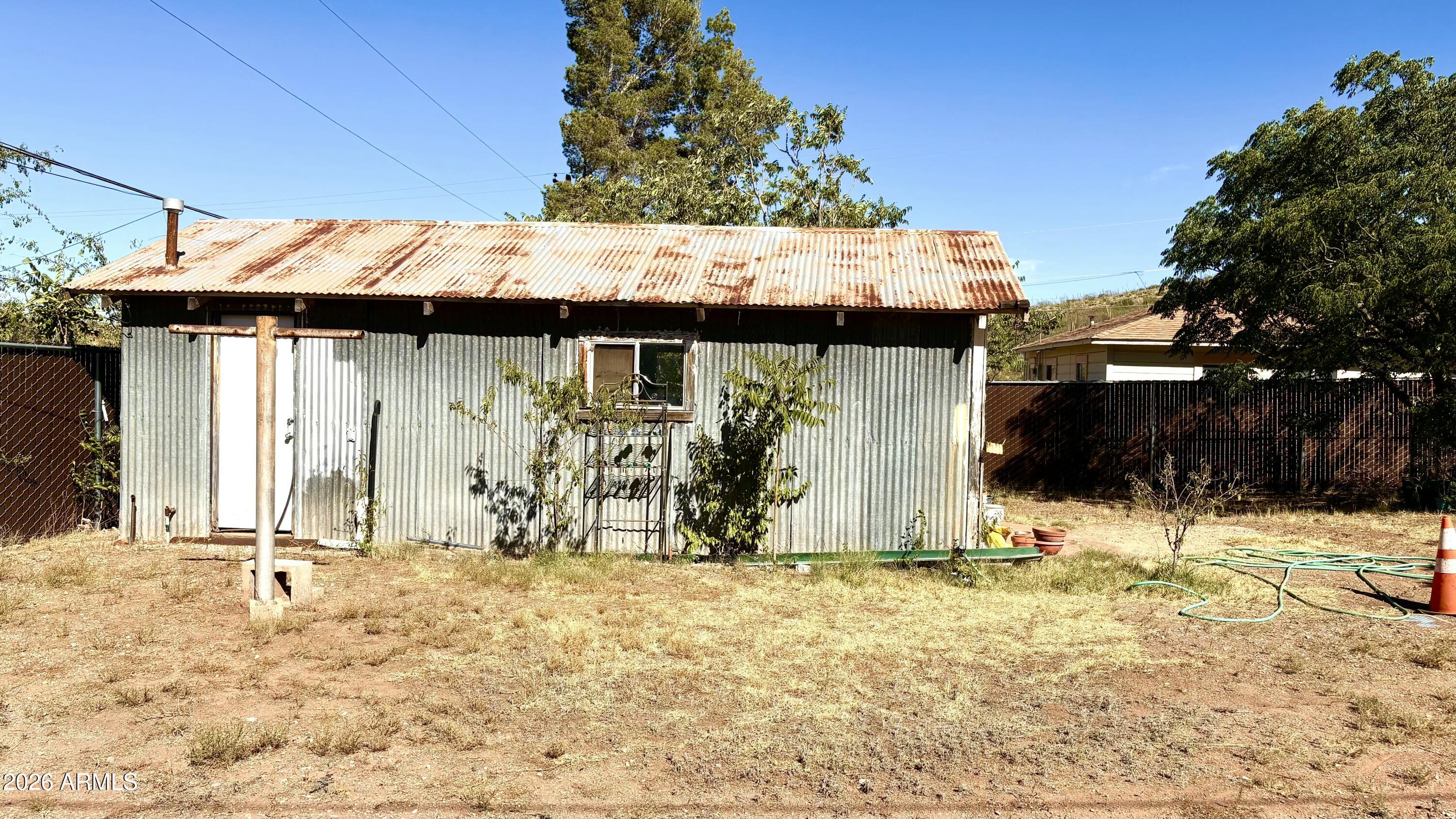 74 Neptune Avenue Bisbee, AZ 85603 - Photo 19 of 22 Garage