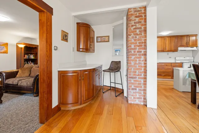 $629,000 | 5406-5408 Main Street, Manchester Center, VT 05255