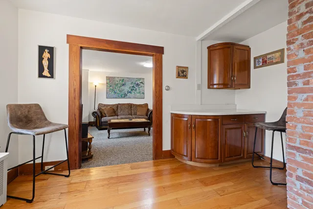 $629,000 | 5406-5408 Main Street, Manchester Center, VT 05255