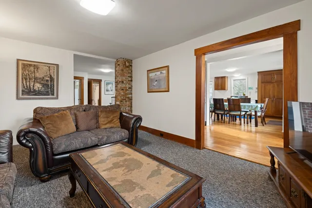 $629,000 | 5406-5408 Main Street, Manchester Center, VT 05255