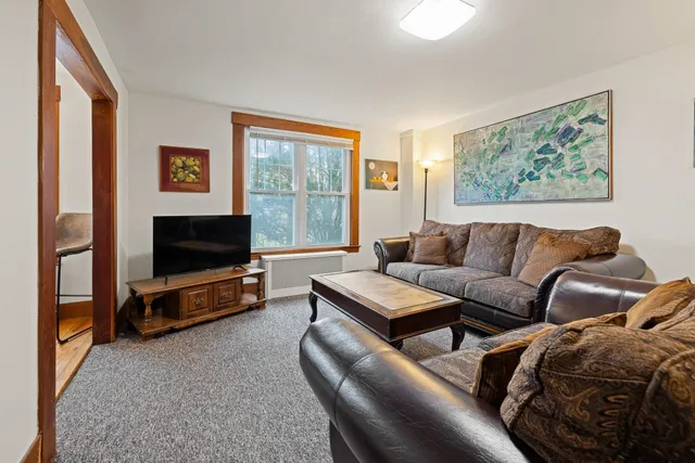 $629,000 | 5406-5408 Main Street, Manchester Center, VT 05255