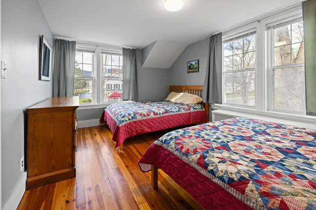 $629,000 | 5406-5408 Main Street, Manchester Center, VT 05255