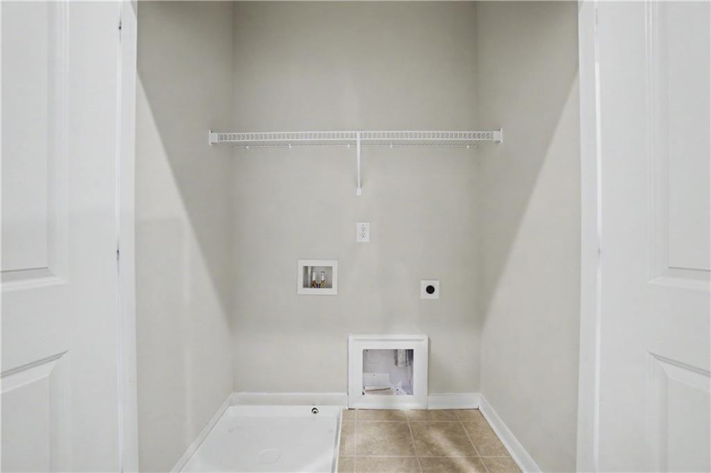 2051 Falls Park Way Decatur, GA 30033 - Photo 34 of 48 Gallery Image 34