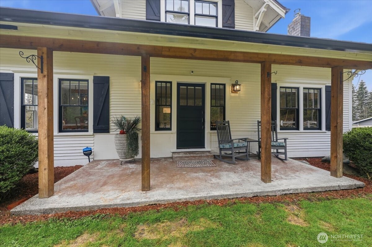 20726 Woods Creek Road Monroe, WA 98272 - Photo 2 of 34