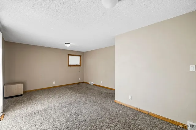 $2,000 | 110 Rosemont Drive, Amherst, NY 14226