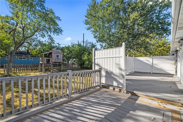 $2,000 | 110 Rosemont Drive, Amherst, NY 14226