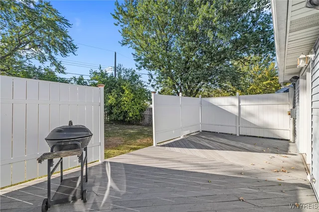 $2,000 | 110 Rosemont Drive, Amherst, NY 14226