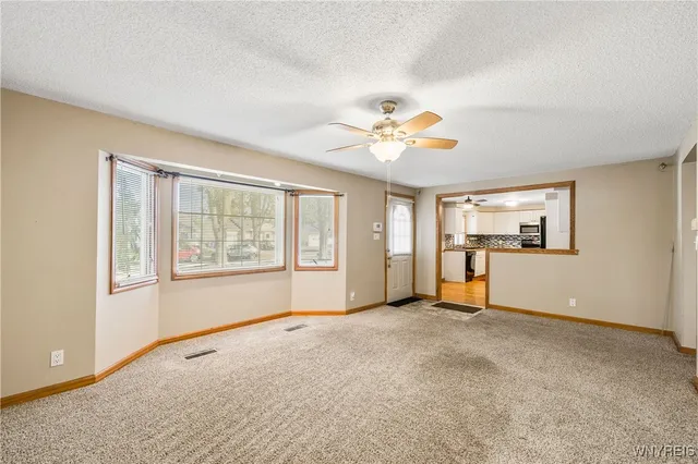 $2,000 | 110 Rosemont Drive, Amherst, NY 14226