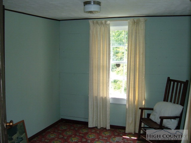 3949 Peoria Road Sugar Grove, NC 28679 - Photo 9 of 18 Gallery Image 9