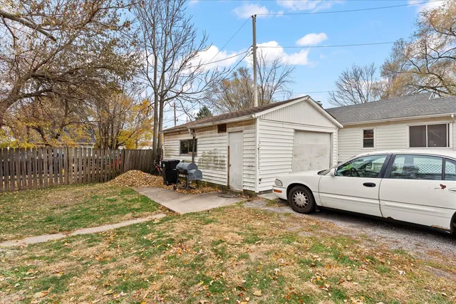 $109,900 | 51 East Bradley Avenue, Champaign, IL 61820