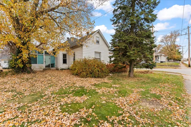 $109,900 | 51 East Bradley Avenue, Champaign, IL 61820