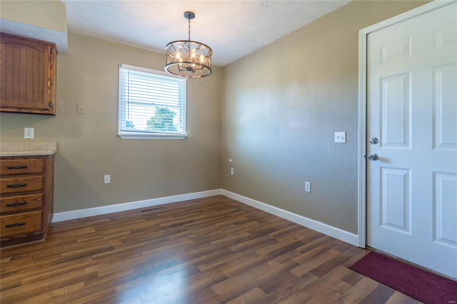 6097 Wards Mill Road Marion, IL 62959 - Photo 13 of 21 Gallery Image 13