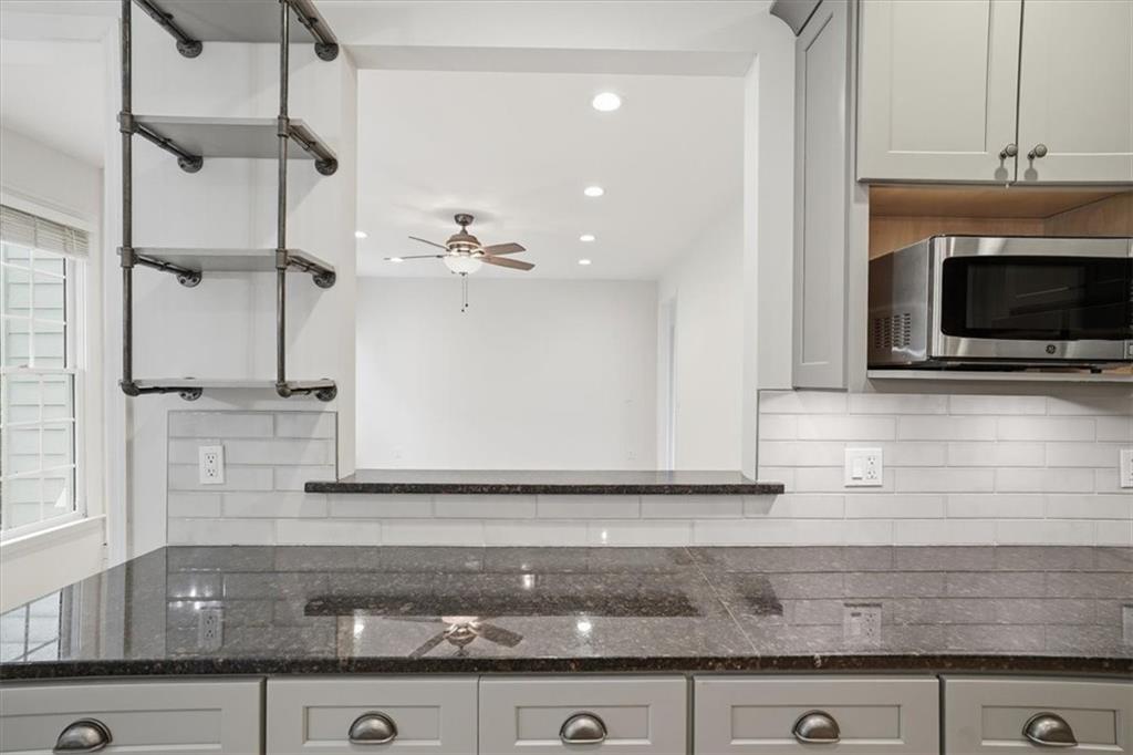 1025 Russell Point Suwanee, GA 30024 - Photo 12 of 46