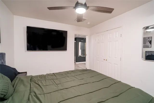 $1,800 | 4612 Hershe Street, Unit A, Houston, TX 77020