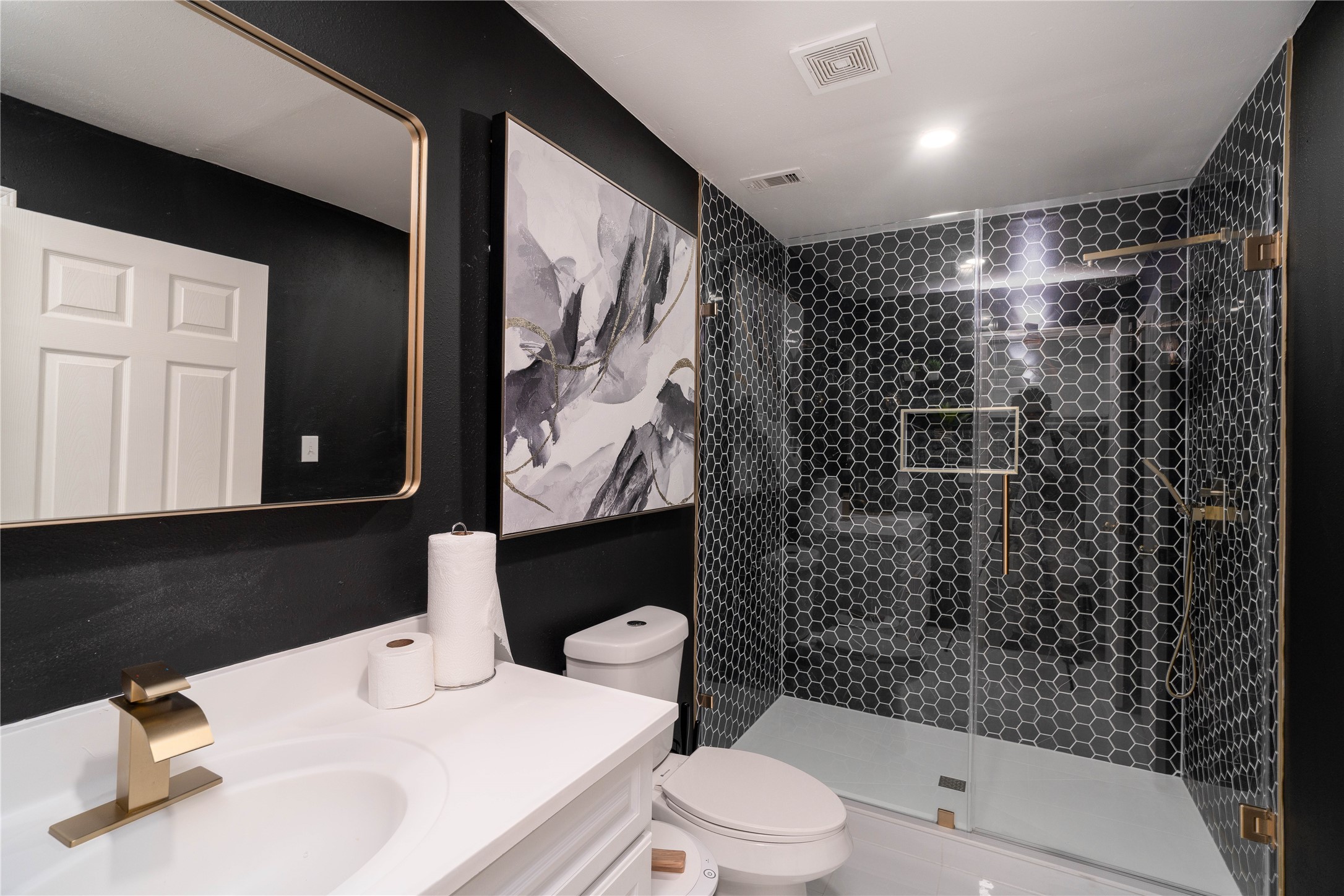 4612 Hershe Street, Unit A Houston, TX 77020 - Photo 6 of 15