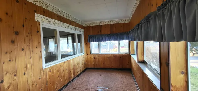 $249,000 | 202 East 2nd Street, Superior, WI 54880