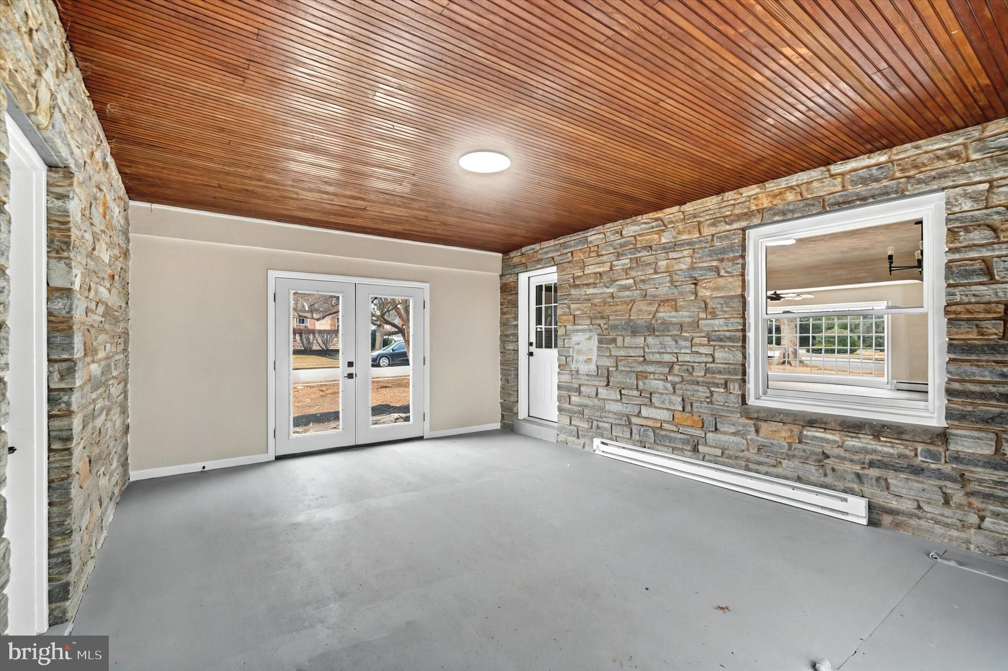 1853 Eastern Boulevard York, PA 17402 - Photo 33 of 38 a view of an empty room with a window