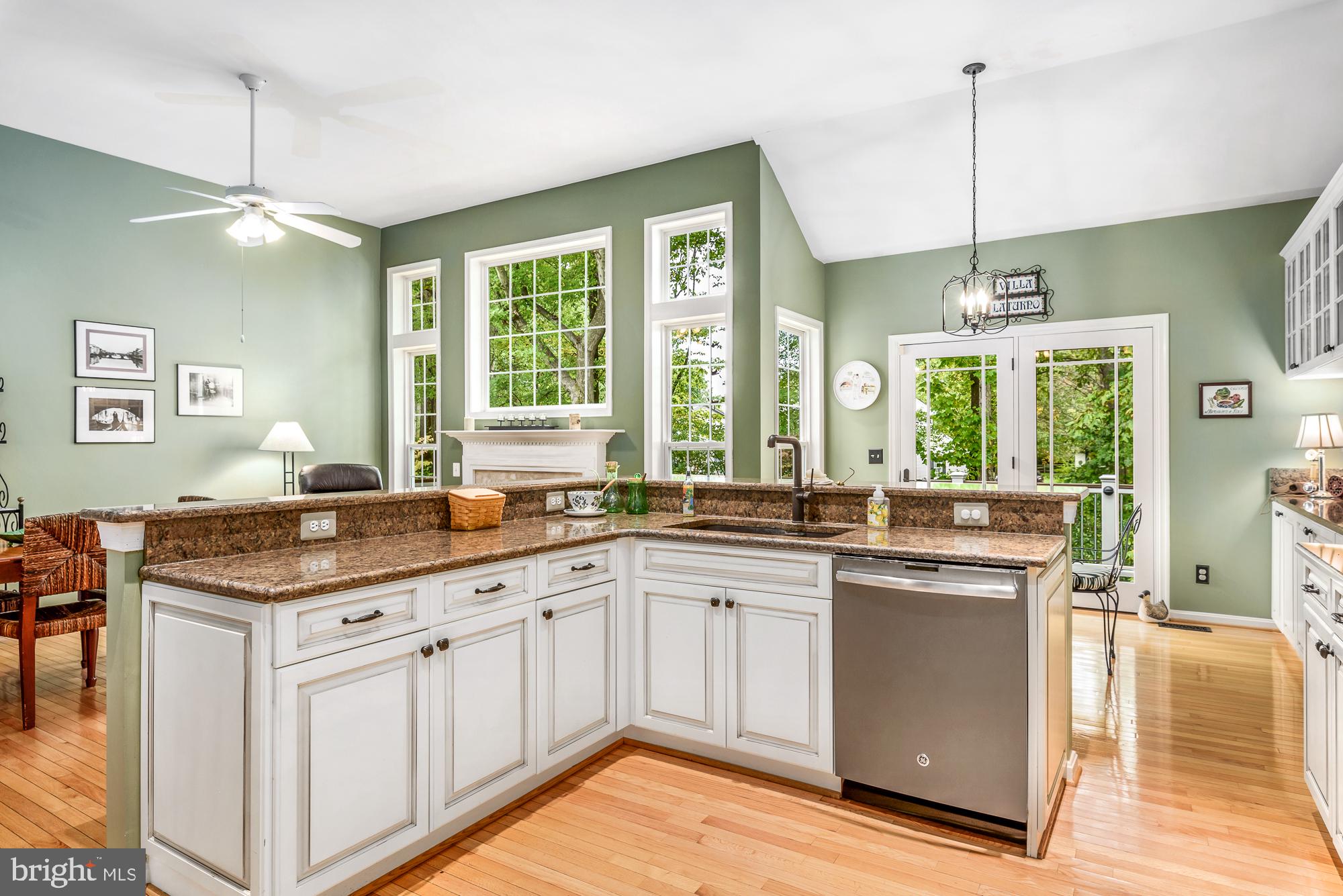 12378 Brown Fox Way Reston, VA 20191 - Photo 17 of 45 Gallery Image 17