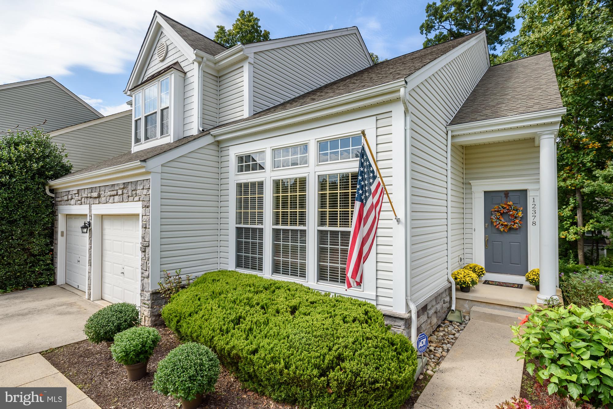12378 Brown Fox Way Reston, VA 20191 - Photo 4 of 45 Gallery Image 4
