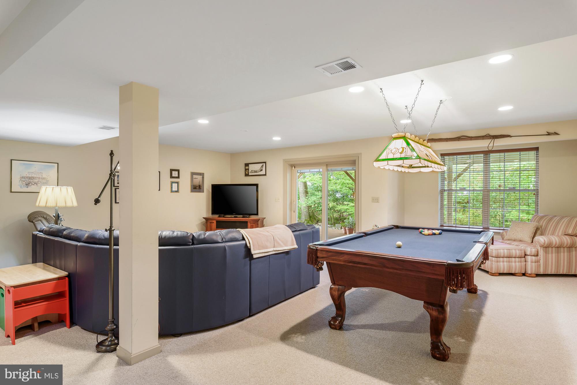 12378 Brown Fox Way Reston, VA 20191 - Photo 37 of 45 Gallery Image 37