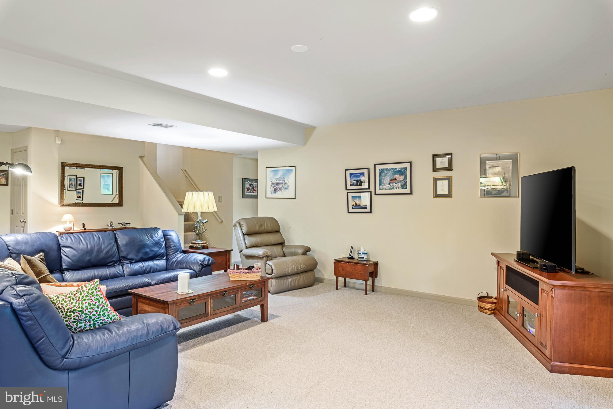 12378 Brown Fox Way Reston, VA 20191 - Photo 38 of 45 Gallery Image 38
