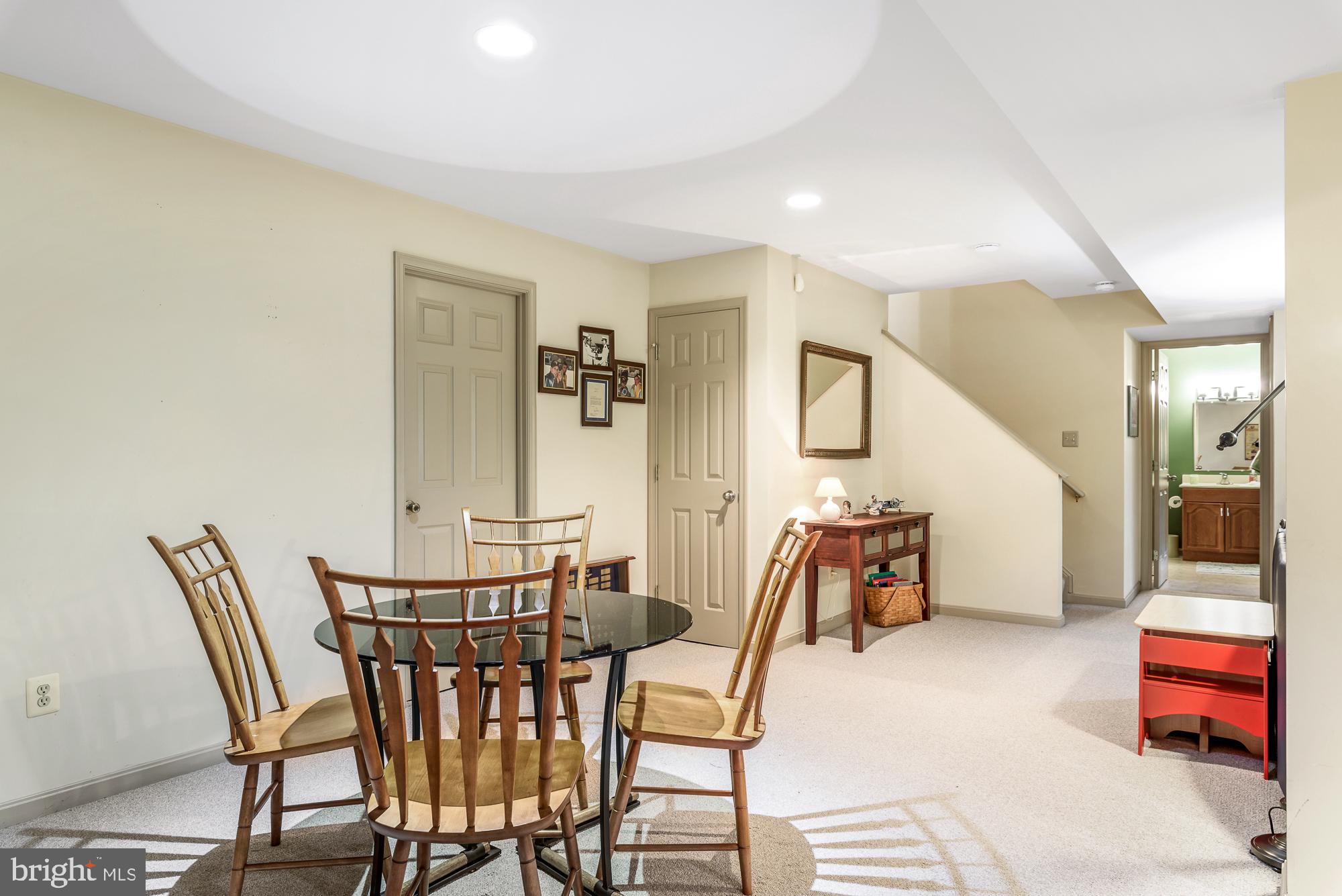 12378 Brown Fox Way Reston, VA 20191 - Photo 39 of 45 Gallery Image 39