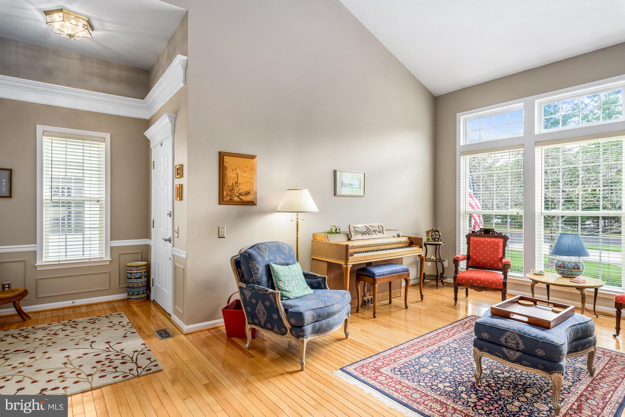 12378 Brown Fox Way Reston, VA 20191 - Photo 5 of 45 Gallery Image 5