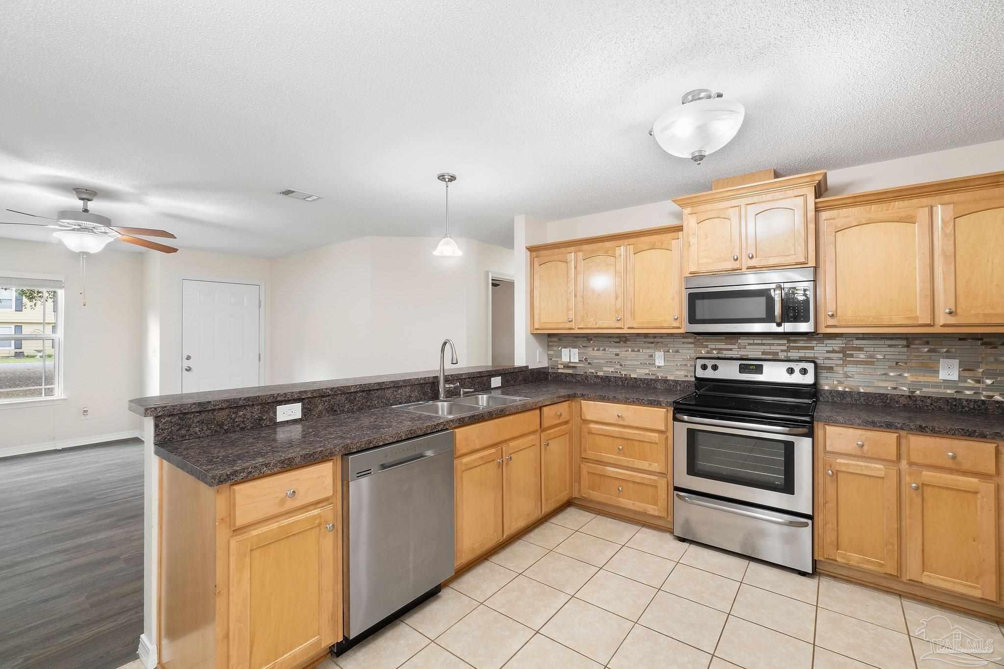 4700 Frontier Road Pace, FL 32571 - Photo 15 of 31