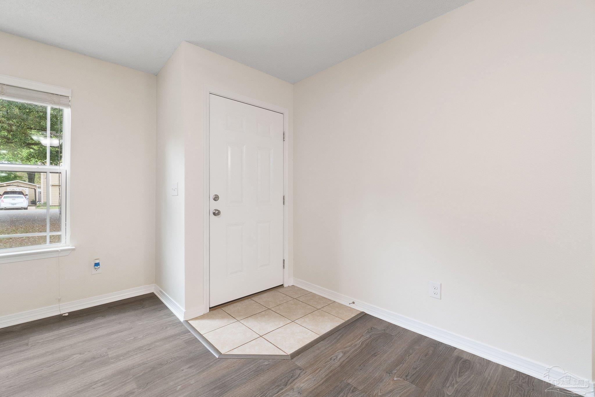4700 Frontier Road Pace, FL 32571 - Photo 6 of 31