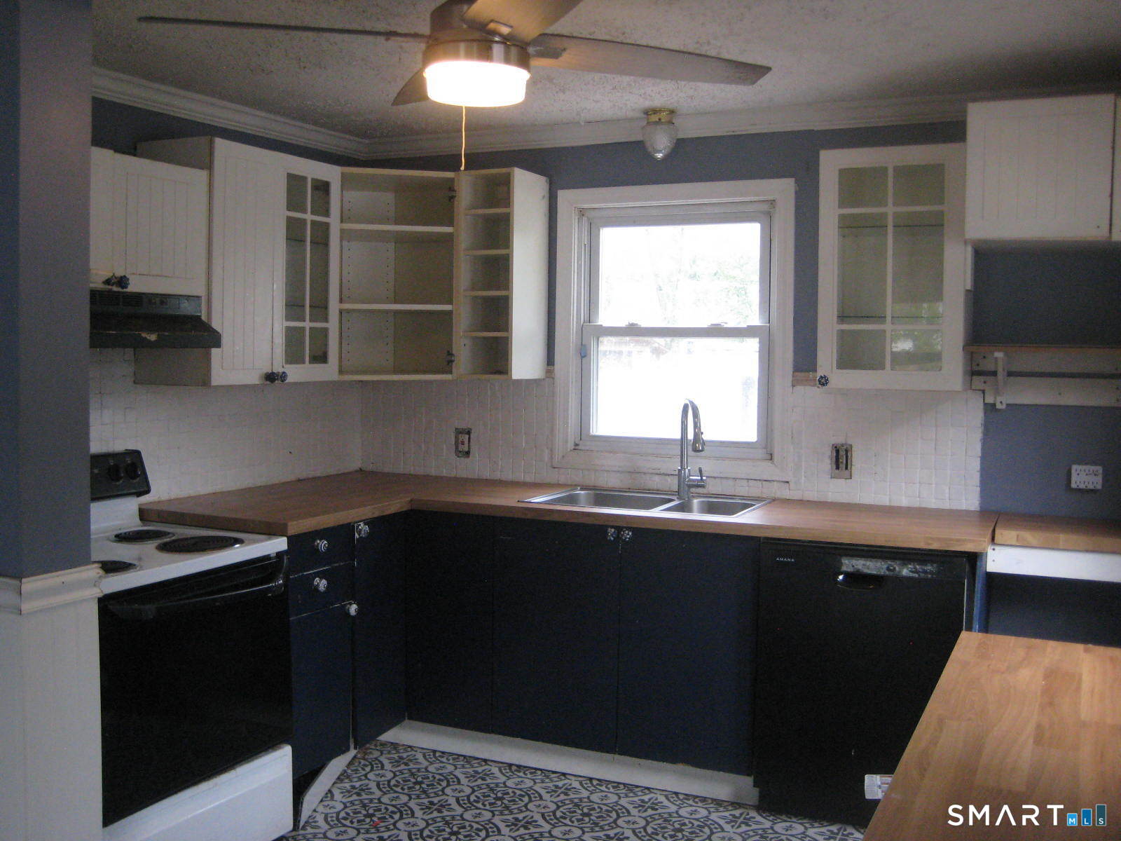 46 Meech Road Middletown, CT 06457 - Photo 6 of 14 Gallery Image 6