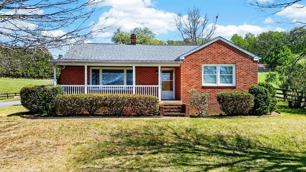 $400,000 | 488 Buffalo Gap Highway, Churchville, VA 24421