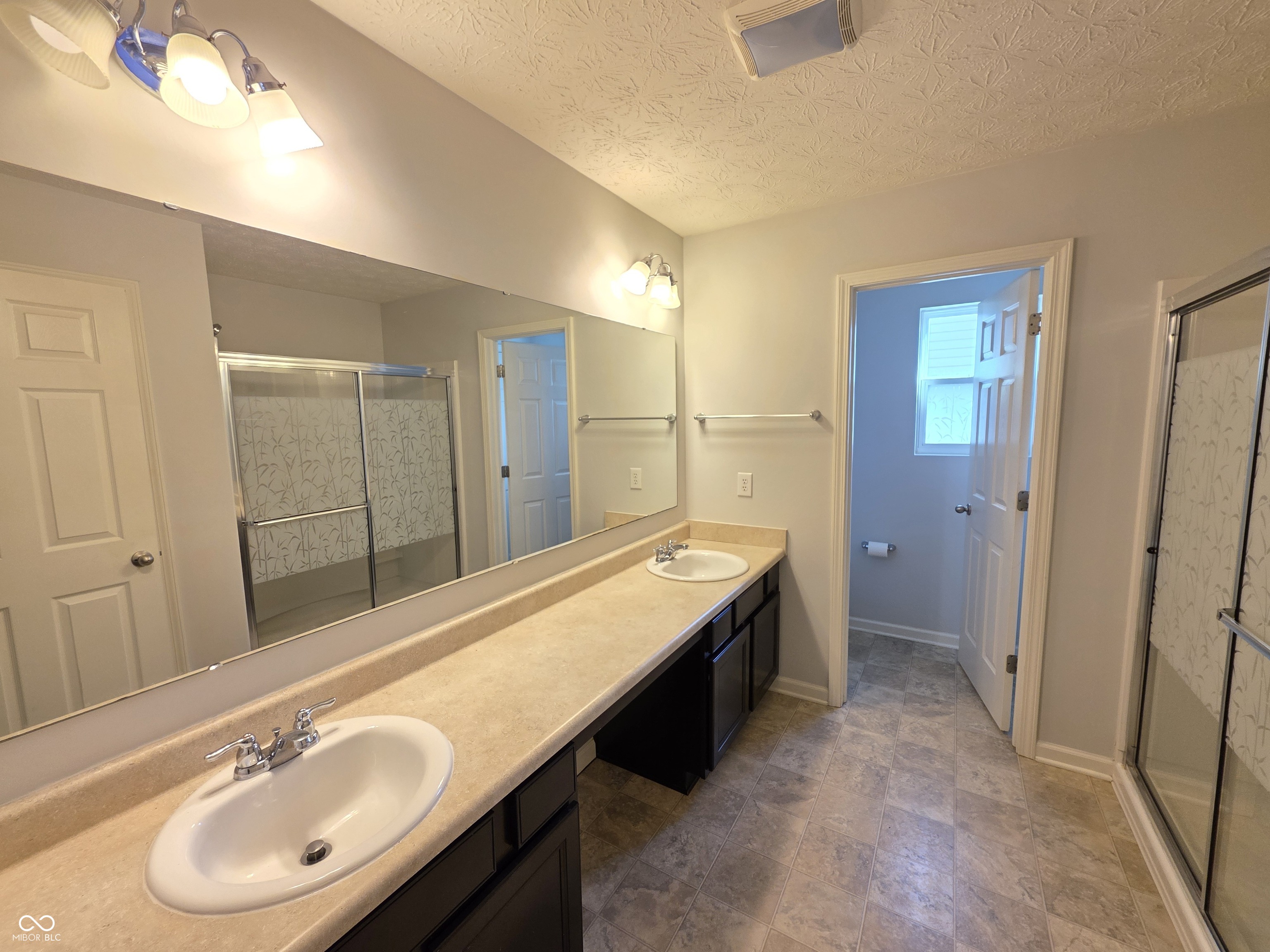 2347 Shadow Court Columbus, IN 47201 - Photo 18 of 30