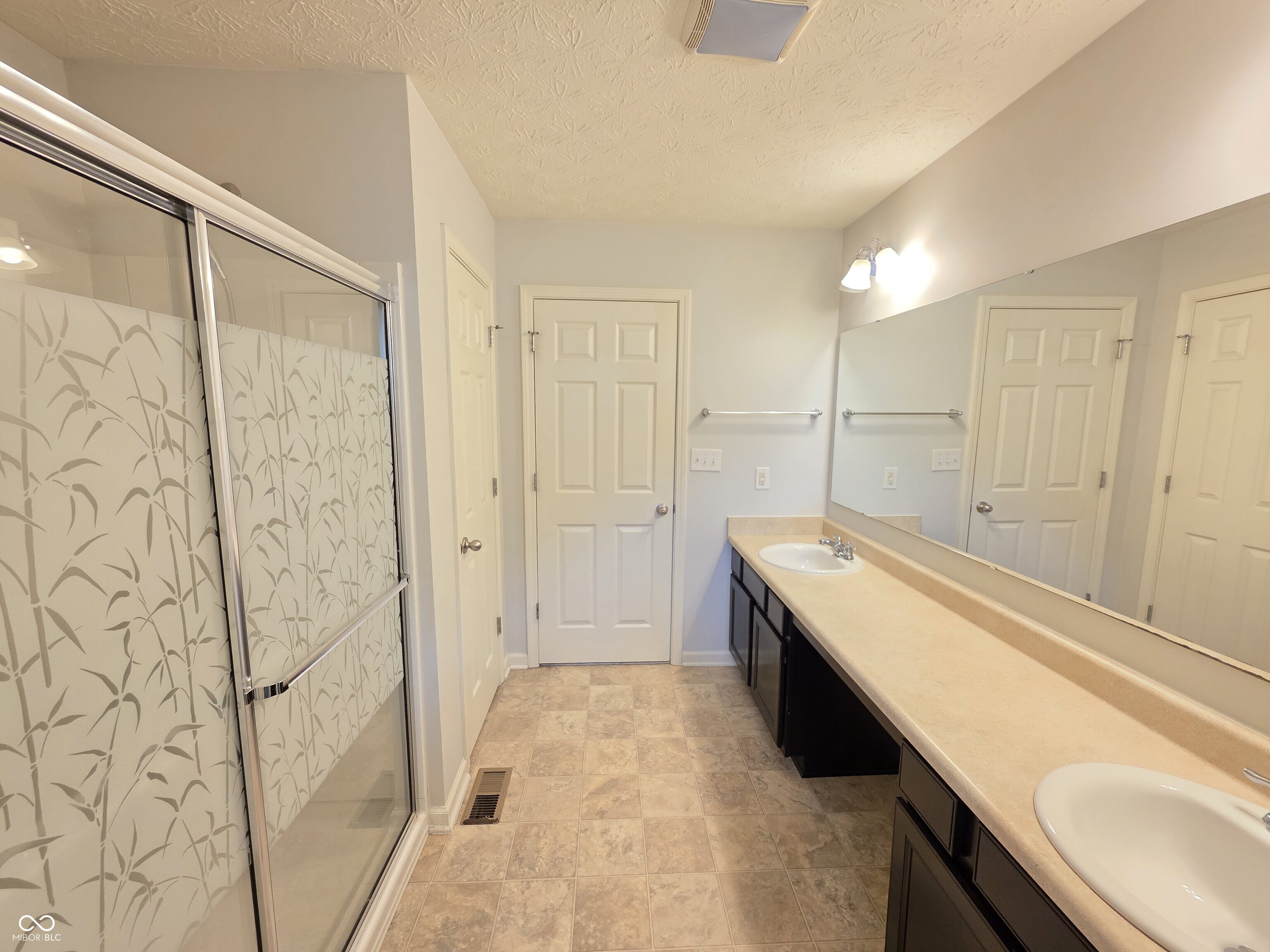 2347 Shadow Court Columbus, IN 47201 - Photo 19 of 30