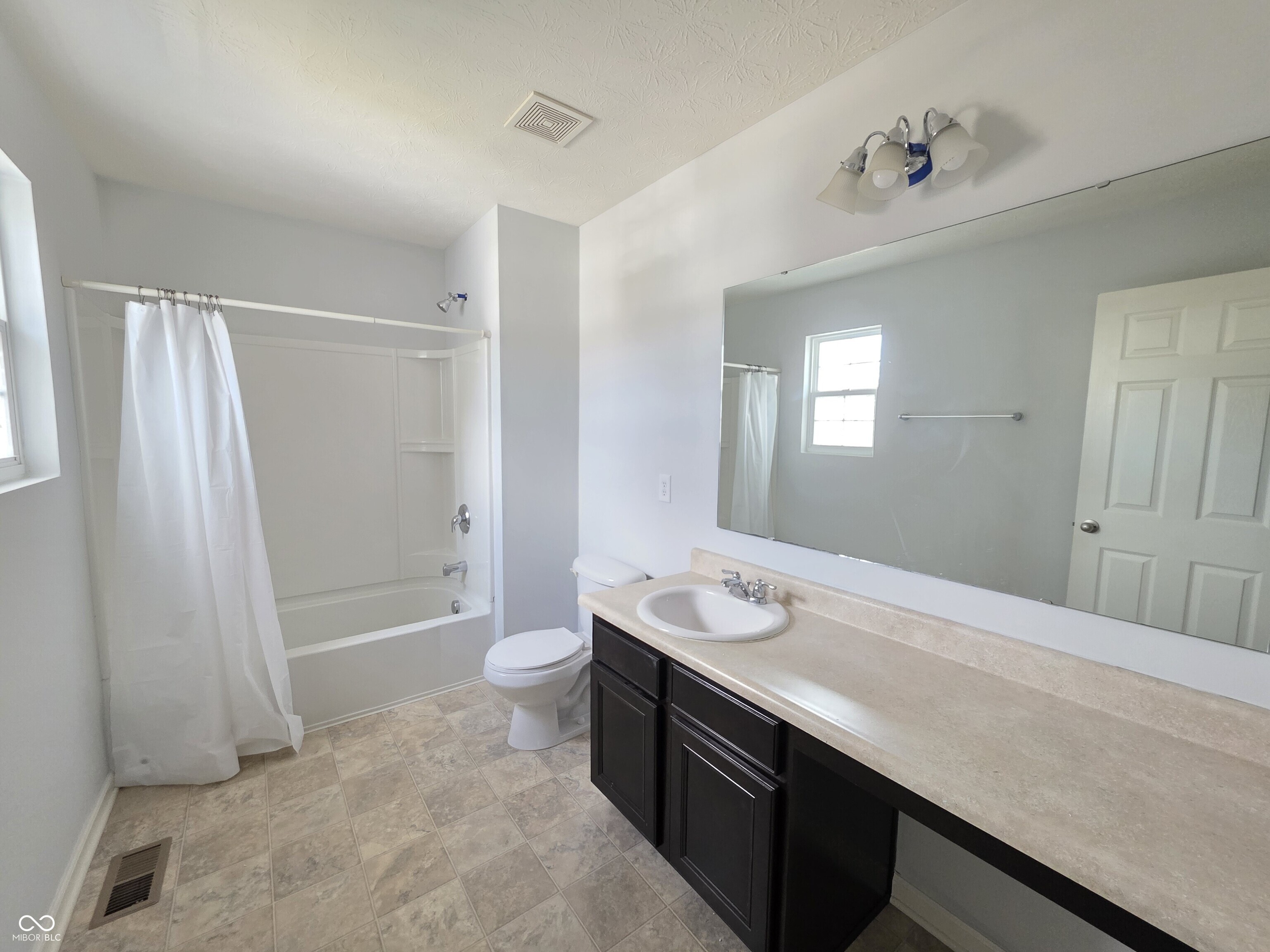 2347 Shadow Court Columbus, IN 47201 - Photo 26 of 30