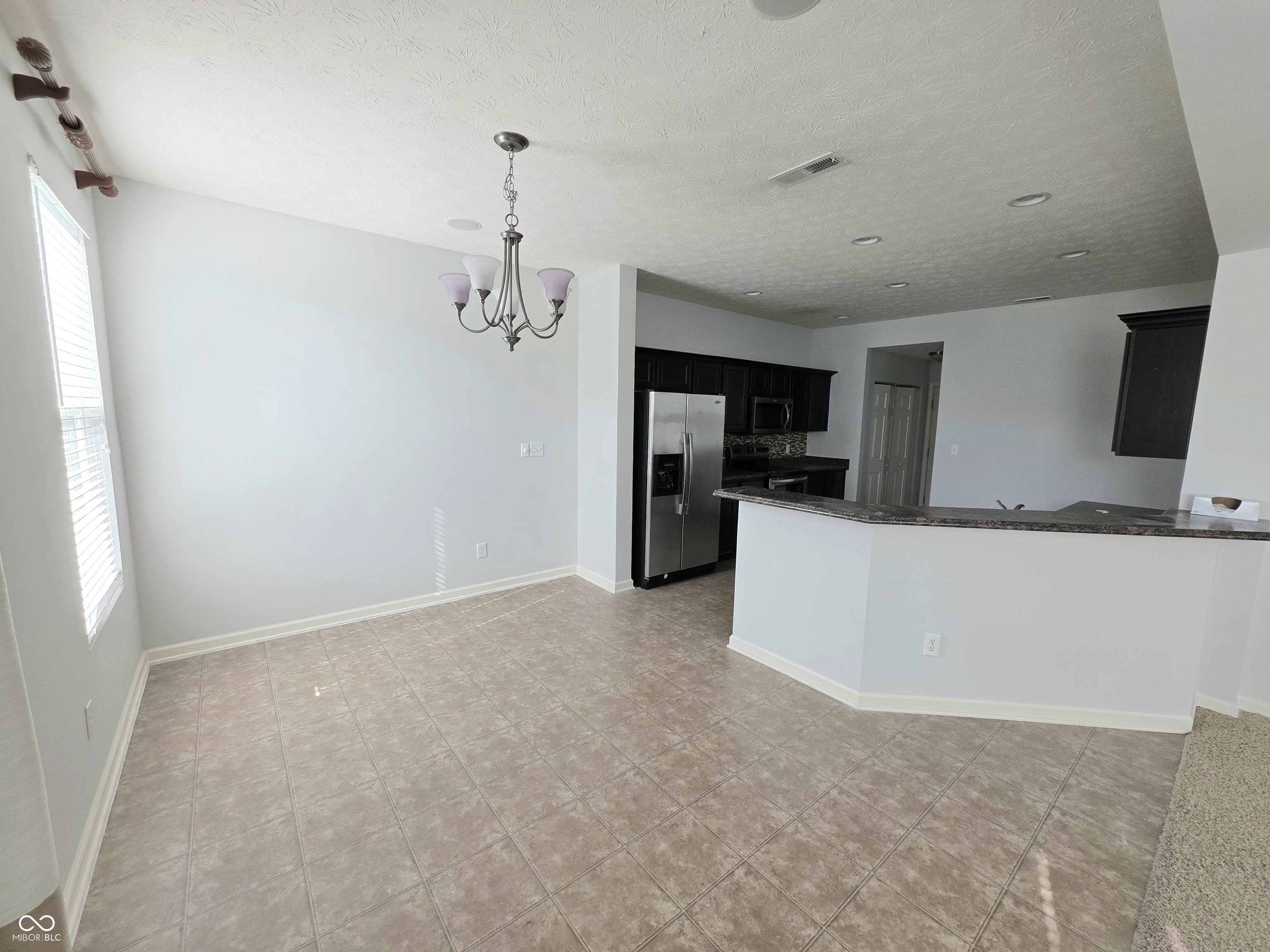 2347 Shadow Court Columbus, IN 47201 - Photo 6 of 30