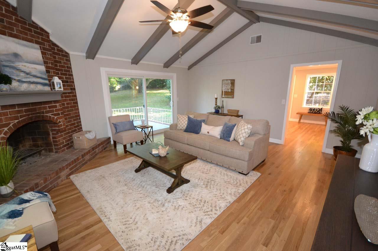 146 North Rutherford Road Greer, SC 29651 - Photo 5 of 23