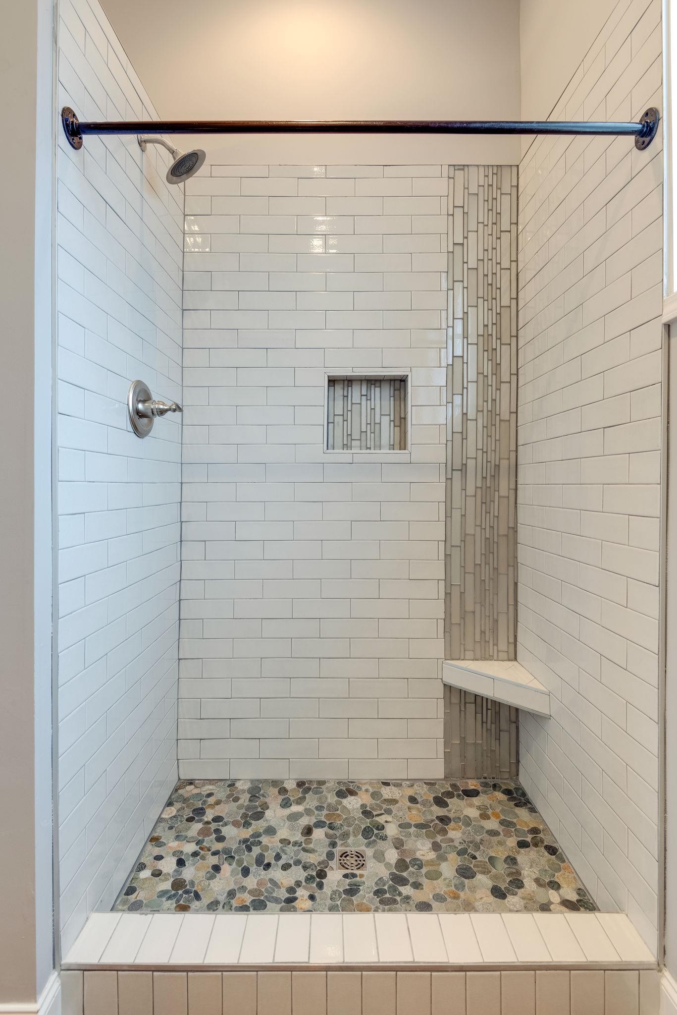 1012 Cheatham Street Springfield, TN 37172 - Photo 10 of 25 a bathroom with a shower