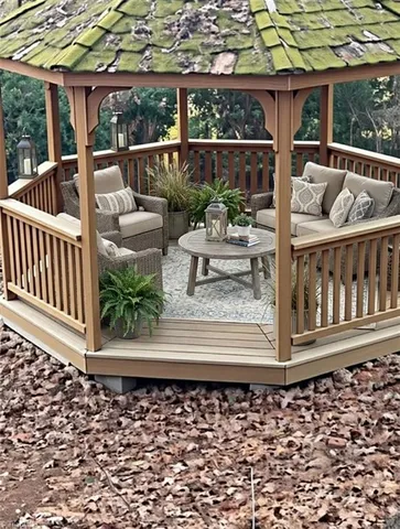 $1,995 | 2005 Queens Court, Greensboro, NC 27408