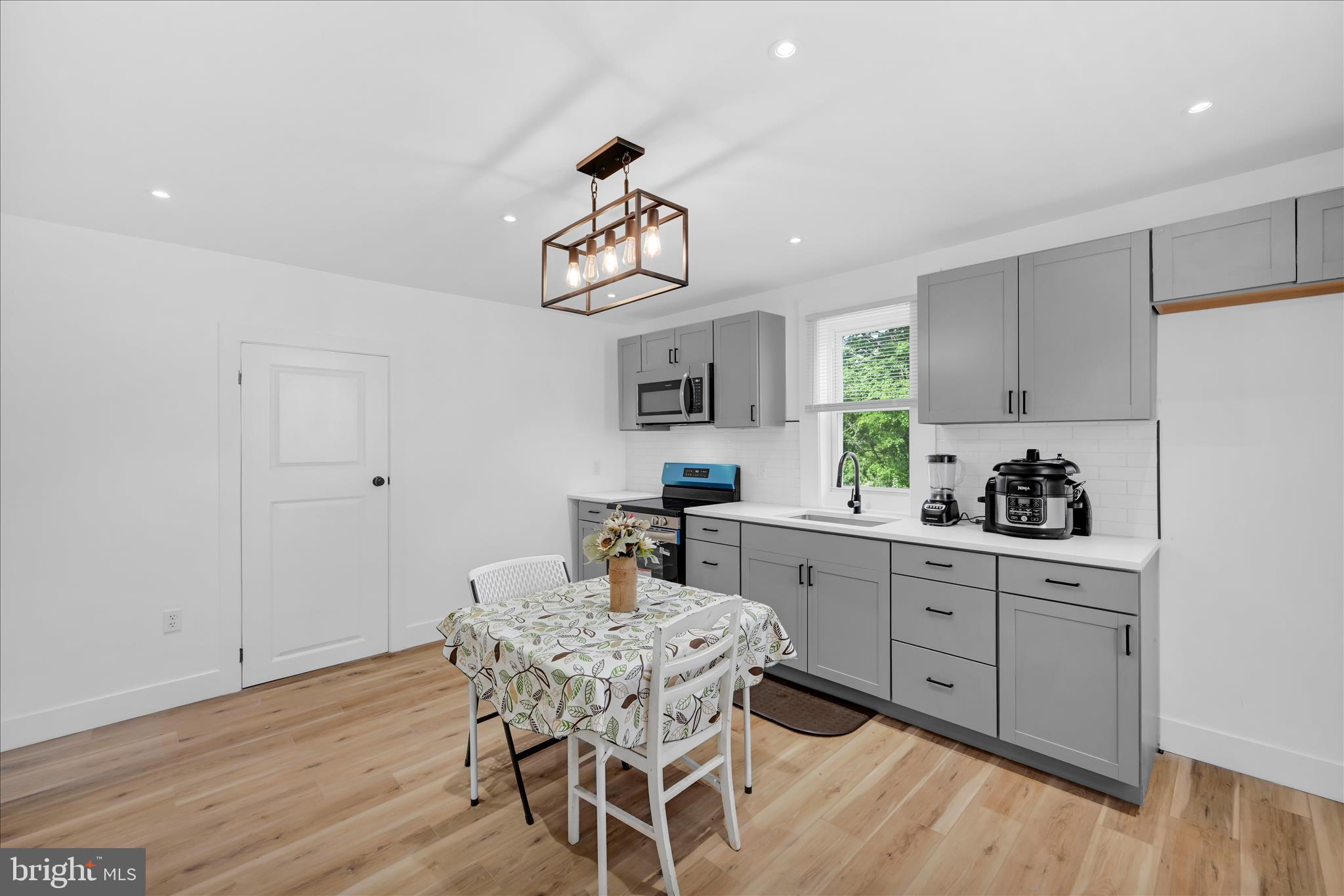326 Vinemont Road Reinholds, PA 17569 - Photo 11 of 30 Kitchen