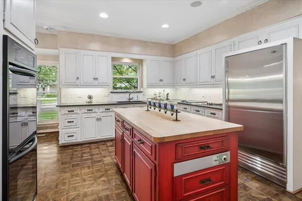 $2,550,000 | 7276 Lupton Circle, Dallas, TX 75225