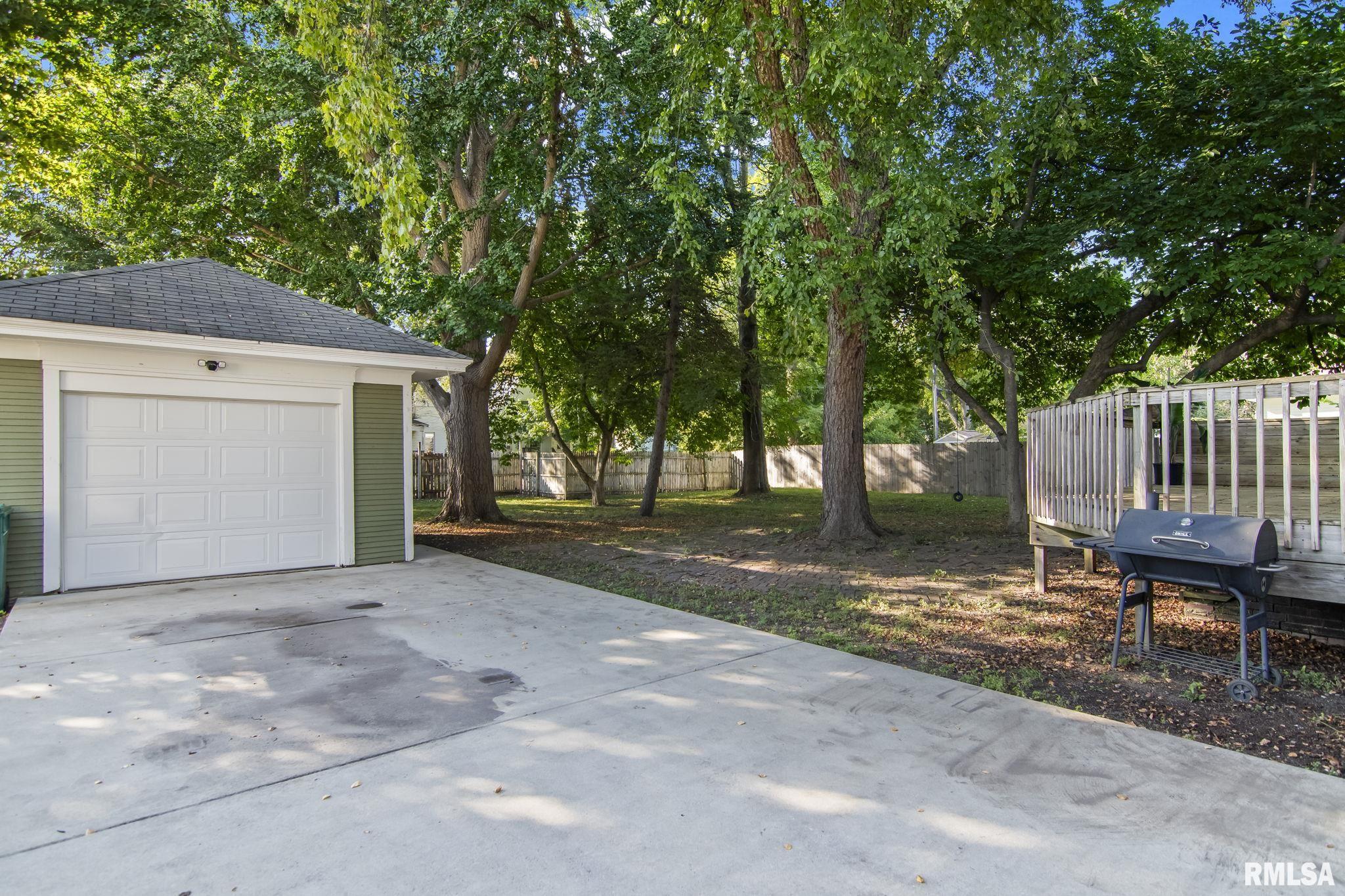 923 North 5th Street Springfield, IL 62702 - Photo 46 of 53