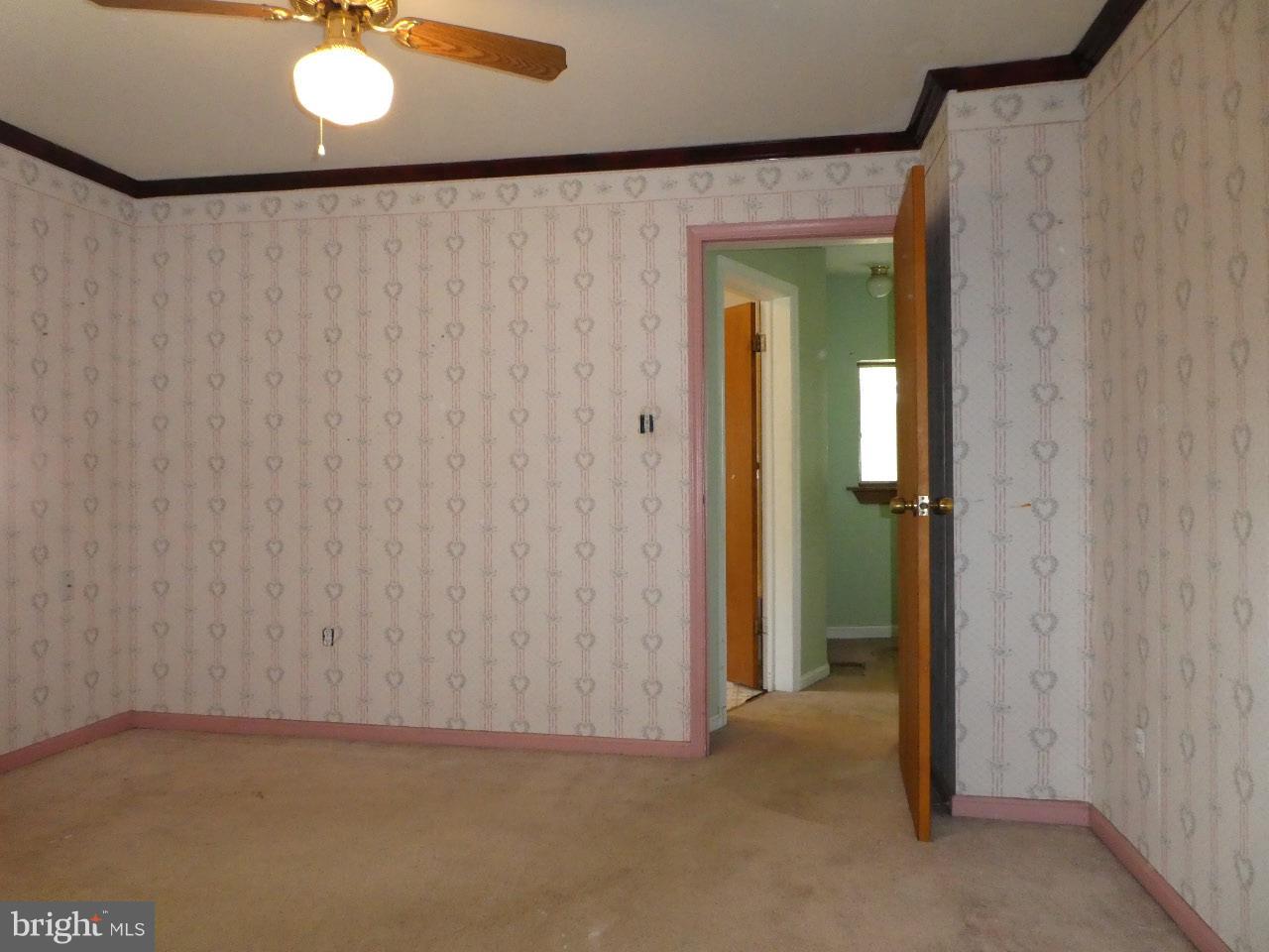906 Old North Point Road Baltimore, MD 21224 - Photo 14 of 17 Bedroom