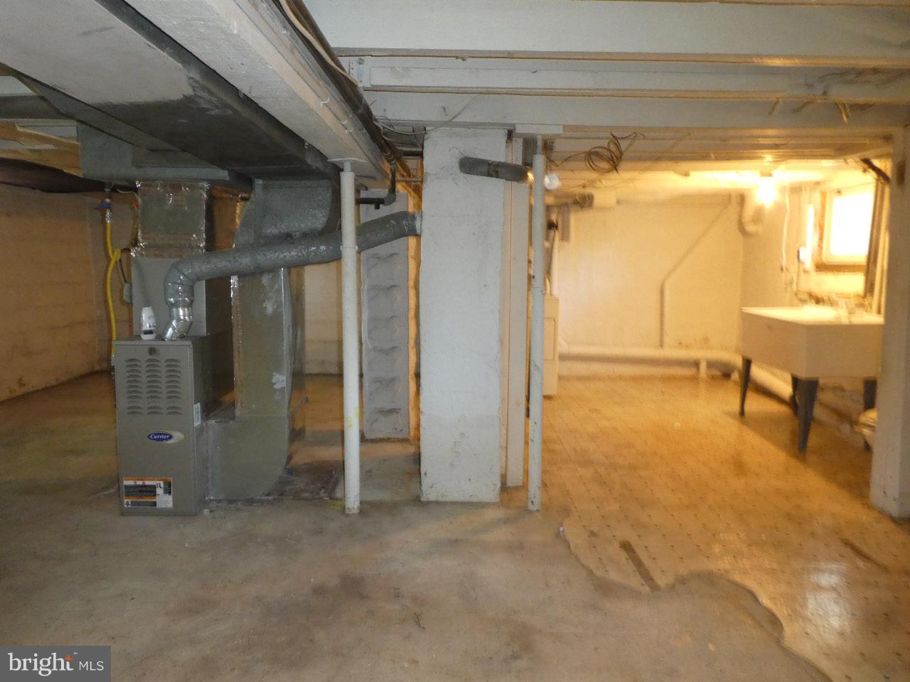 906 Old North Point Road Baltimore, MD 21224 - Photo 15 of 17 Basement