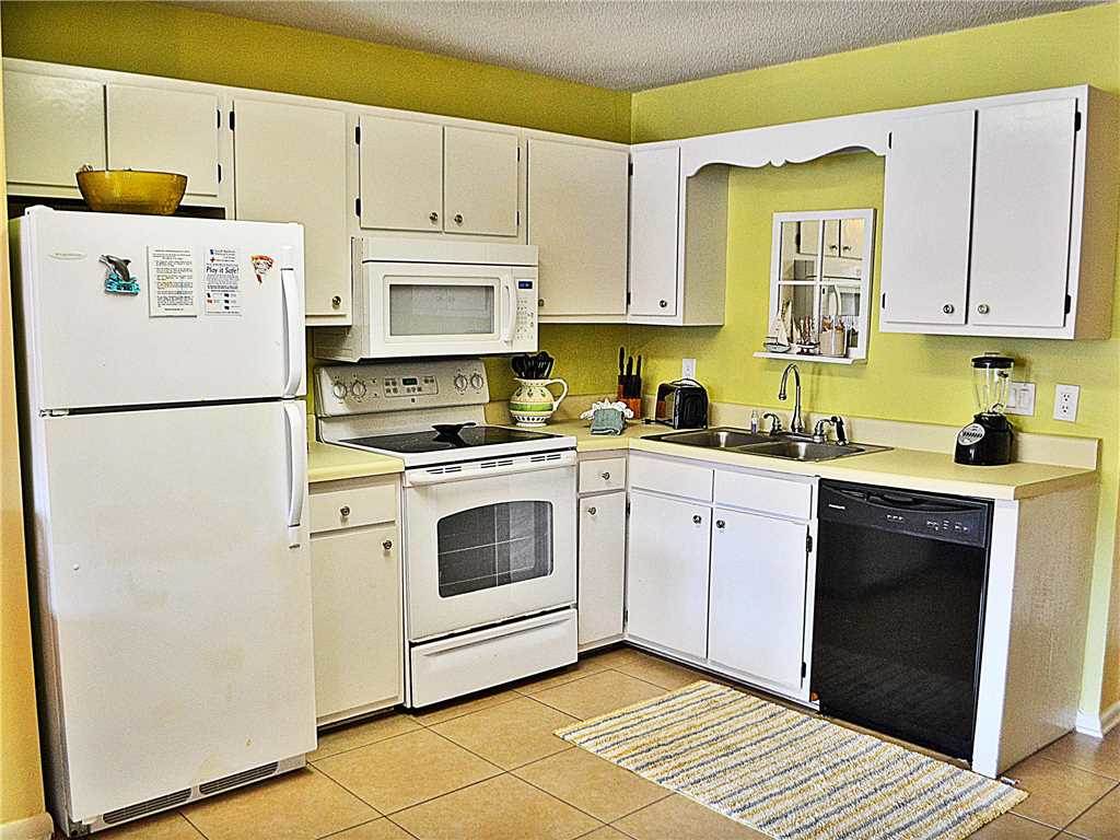 400 Plantation Road, Unit 2117 Gulf Shores, AL 36542 - Photo 5 of 10 Kitchen