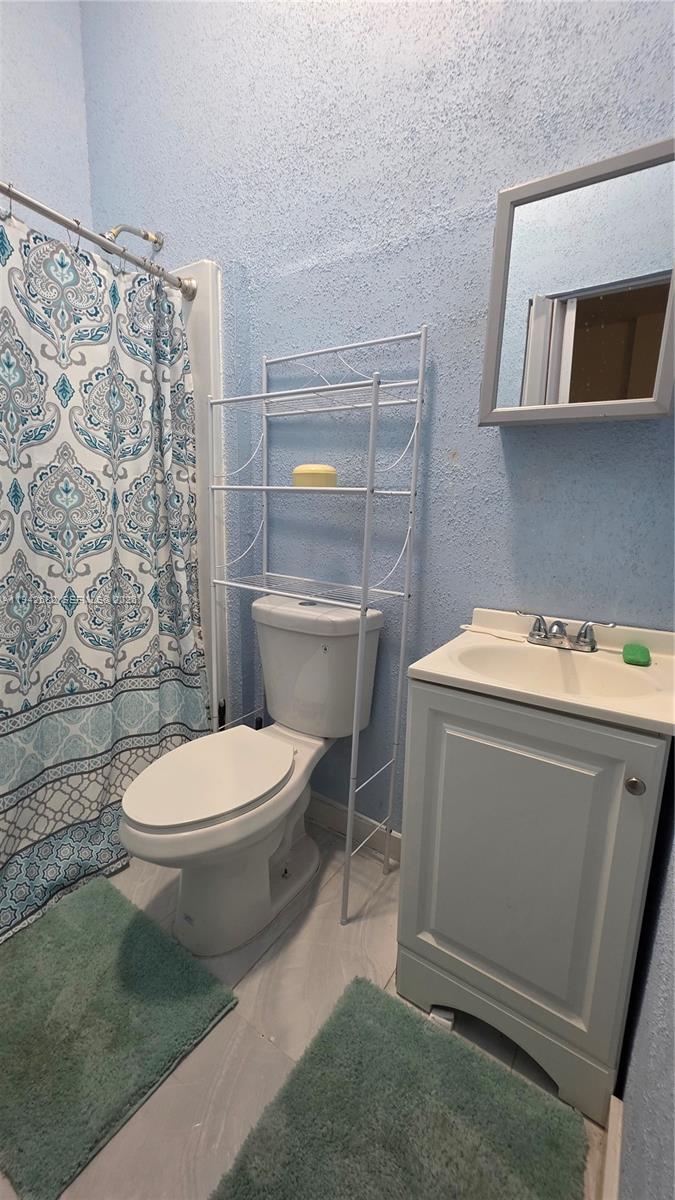 1601 Southeast 17th Street Homestead, FL 33035 - Photo 9 of 11